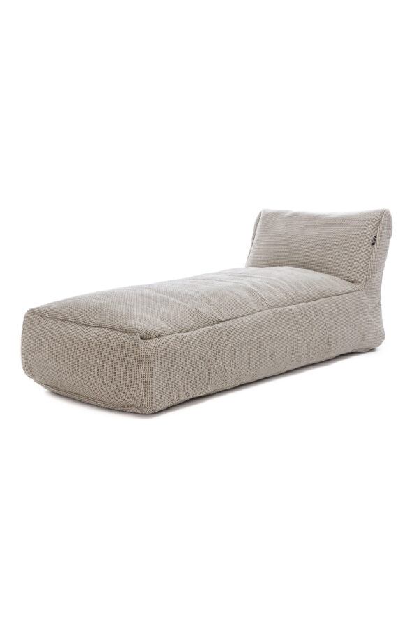 Eksklusiv Lounge solseng i moderne design fra Roolf Living. Laget for terrasser, bassengområder og hager.