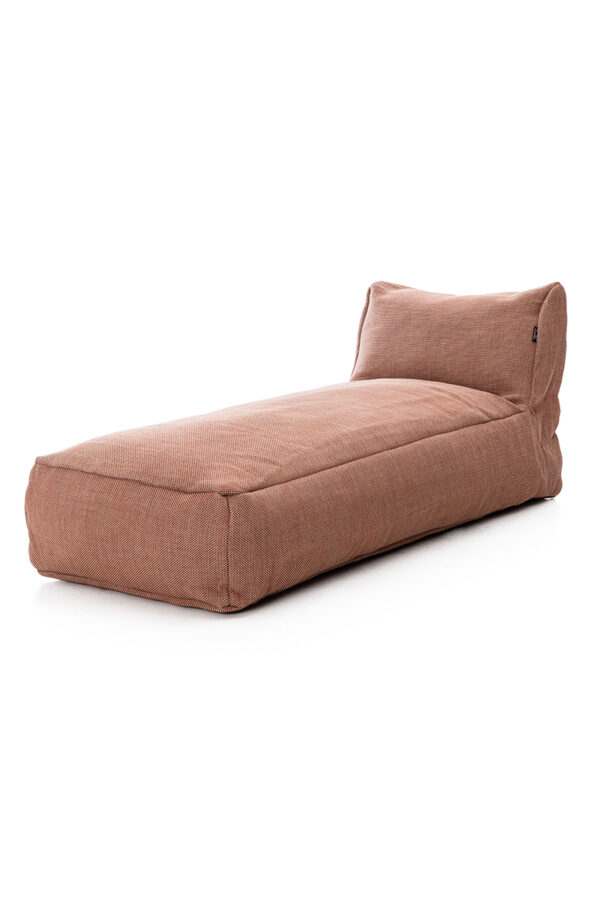 Premium Lounge solseng med solid konstruksjon og værbestandige materialer. Ideell for elegante uterom.